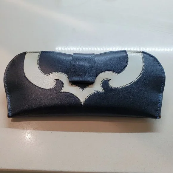TRUE VINTAGE LEATHER EYEGLASS CASE - Picture 1 of 2
